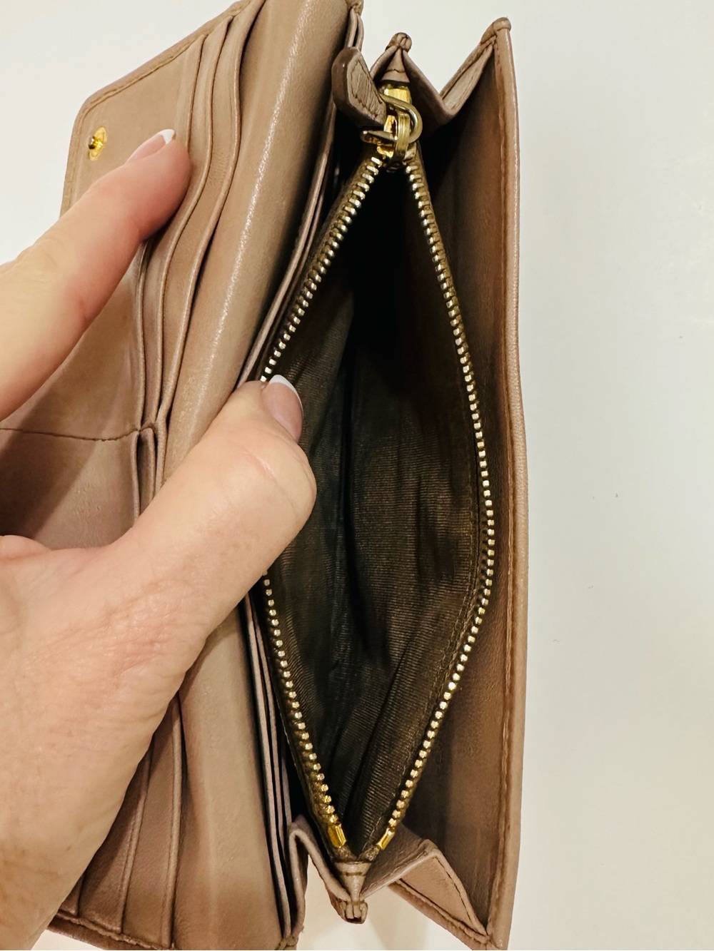 PRADA Beige Gaufre Nappa Leather Long Wallet Gold Logo Continental Wallet - Picture 12 of 16